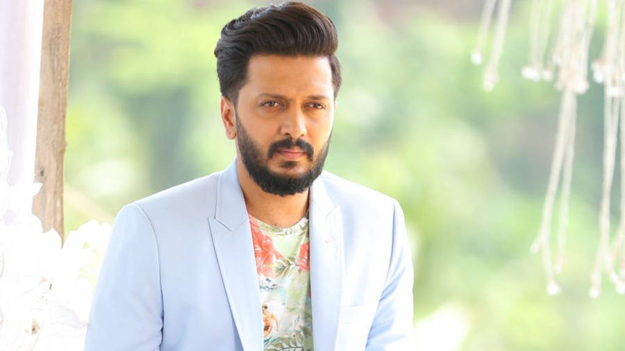 Indian Actor Riteish Deshmukh Blue Suit Wallpaper