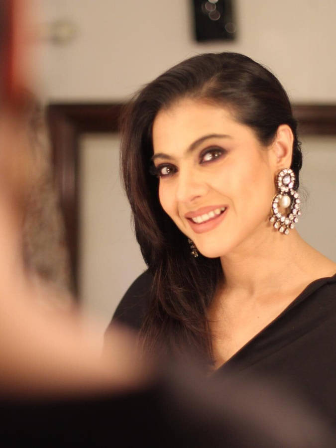 Indian Beauty Kajol Wallpaper