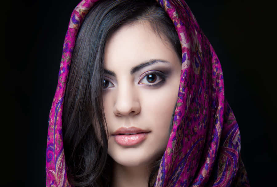 Indian Woman With Pink Dupatta Close Up Shot Wallpaper