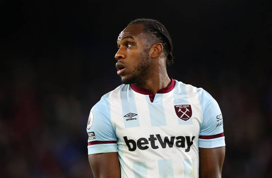 Intense Focus - Michail Antonio Wallpaper