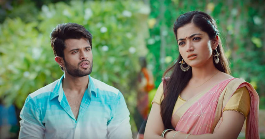 Intense Romantic Scene In Geetha Govindam Wallpaper