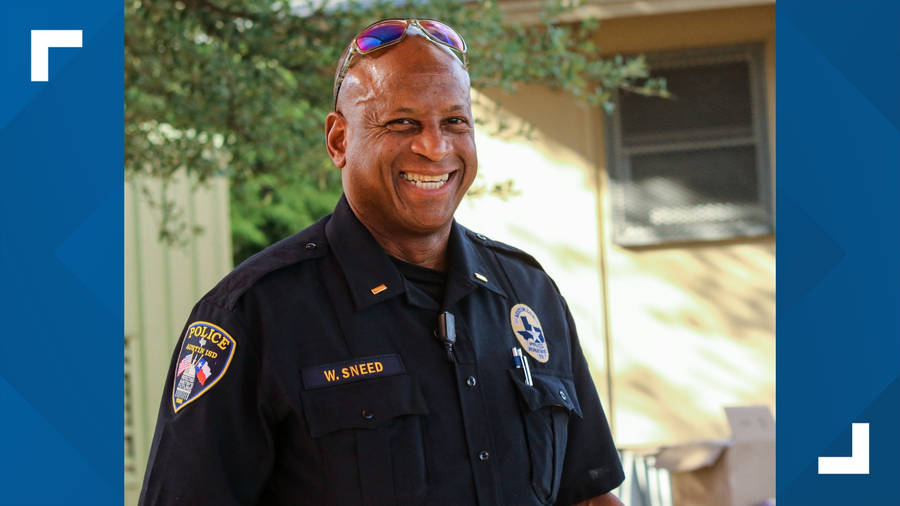 Interim Superintendent Police Officer, Anthony Mays Of Austin In Command Wallpaper