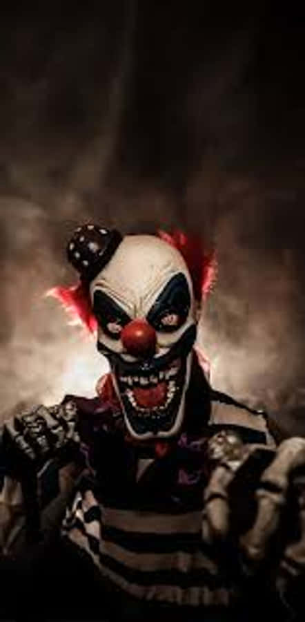 Intimidating Scary Clown Figure Wallpaper