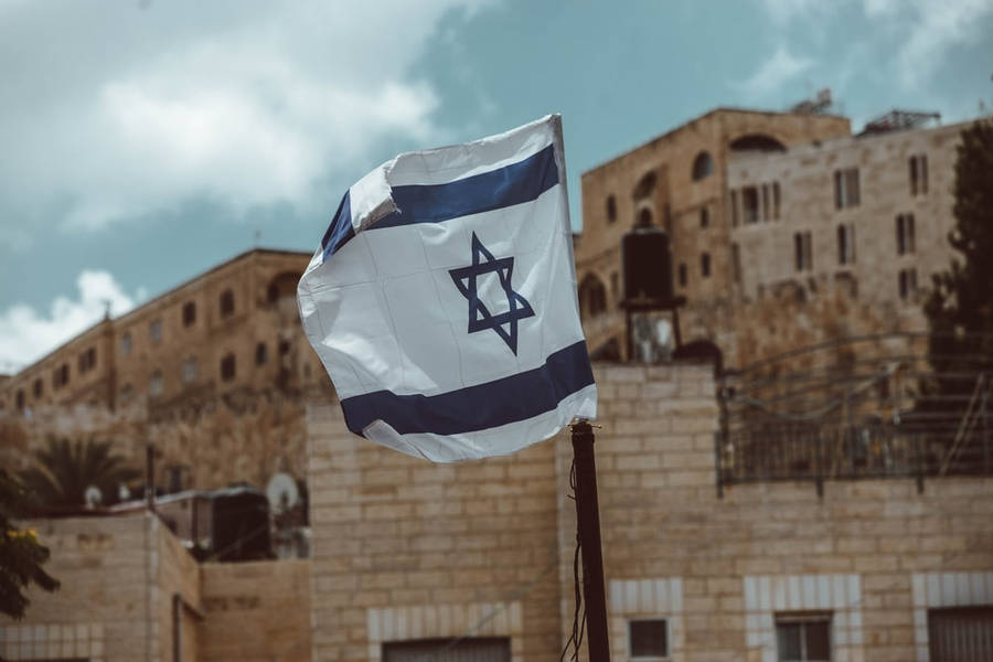 Israel Flag On Rusty Pipe Wallpaper