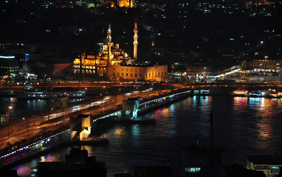 Istanbul's Calmica New Mosque Wallpaper