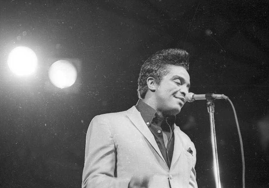 Jackie Wilson American Singer Stage Wallpaper