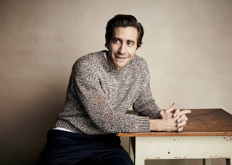 Jake gyllenhaal sweater best sale