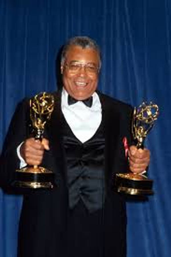 James Earl Jones Best Actor Award Wallpaper