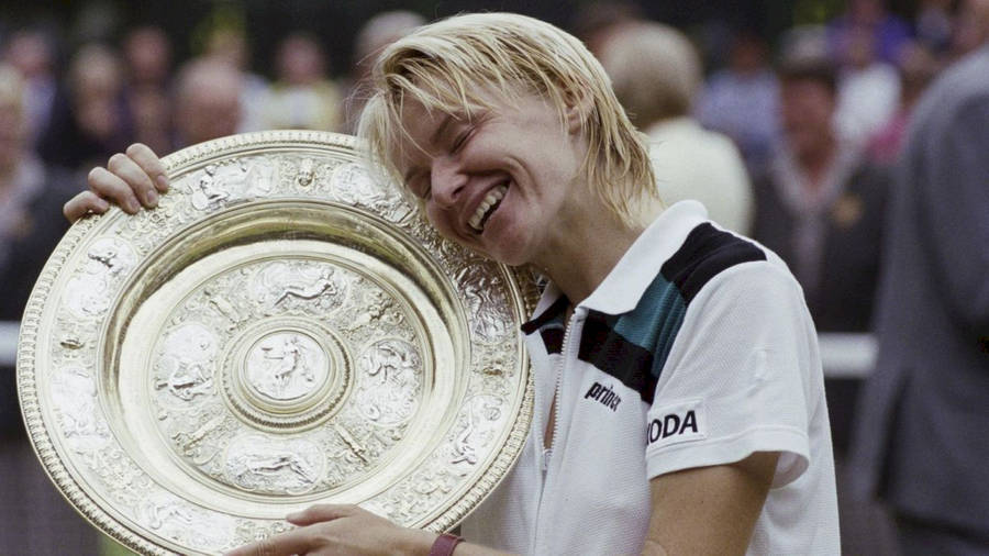 Jana Novotna, Celebrating Victory With Trophy Wallpaper