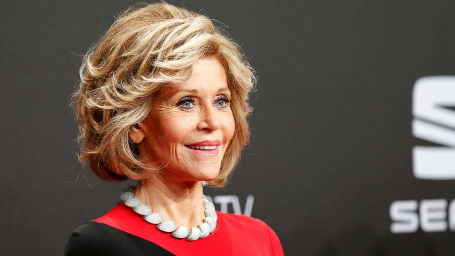 Jane Fonda, Timeless Hollywood Icon Wallpaper