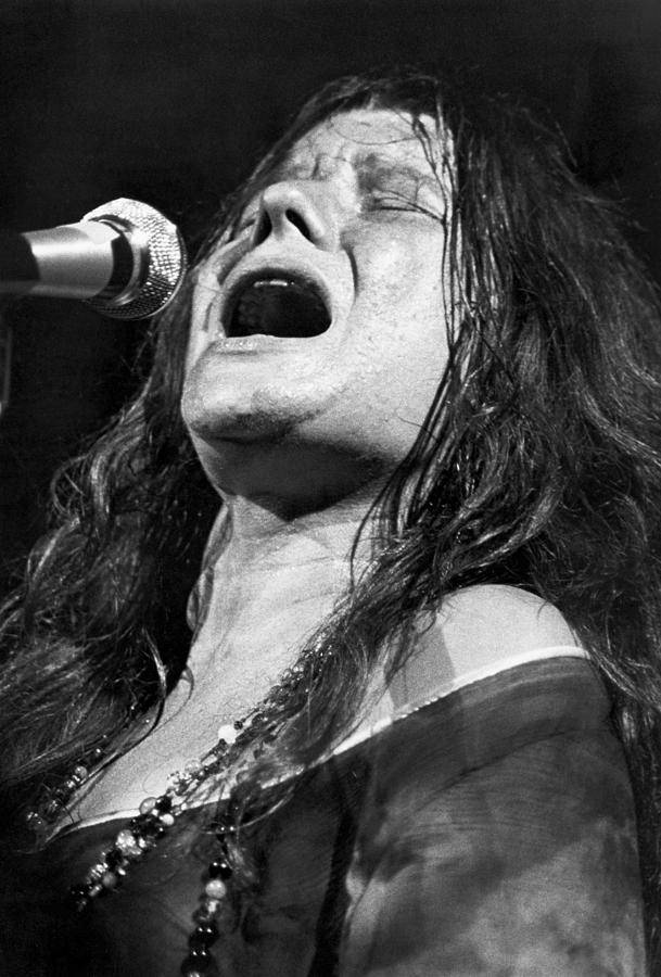 Janis Joplin Live Performance Wallpaper