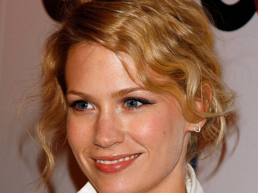 January Jones Messy Wavy Hair Wallpaper