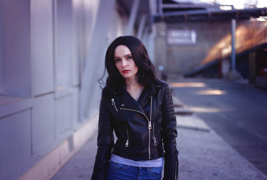 Jessica Jones On Abandoned Building Wallpaper