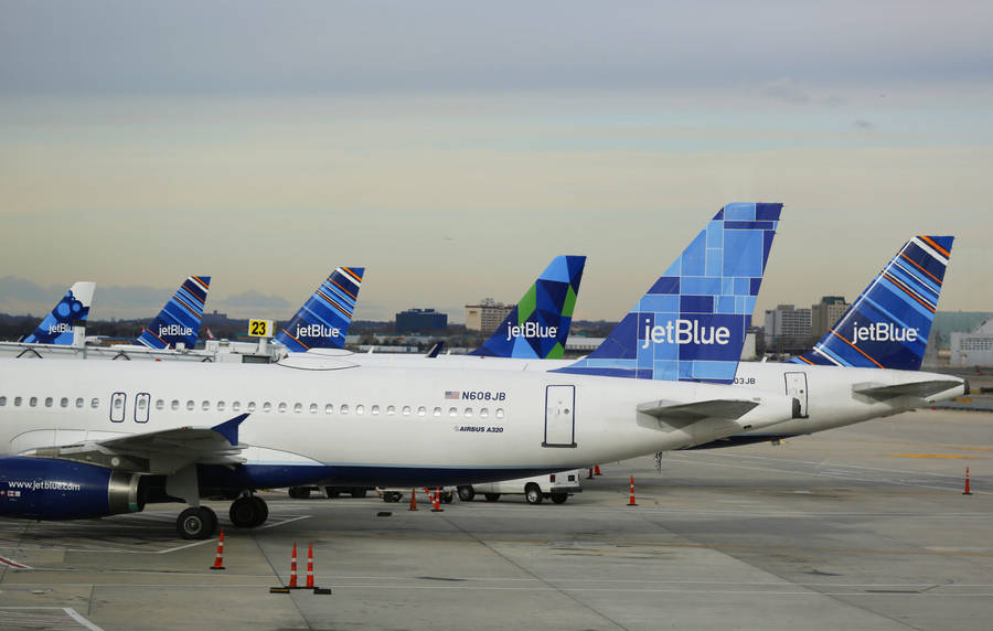 Jetblue Airways Airlines Parked Airplanes Wallpaper