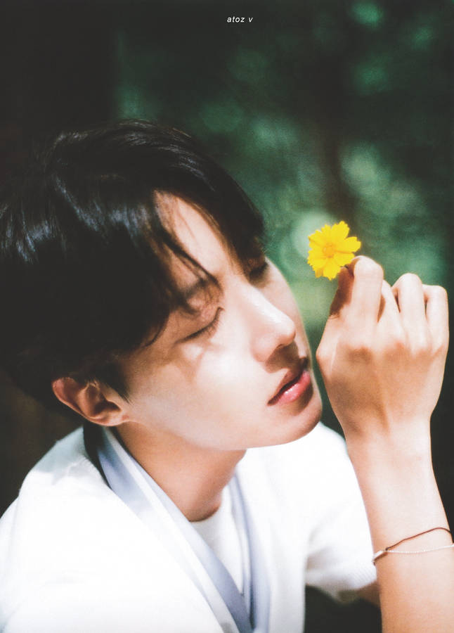 Jhope Cute Closed Eyes Pose Wallpaper