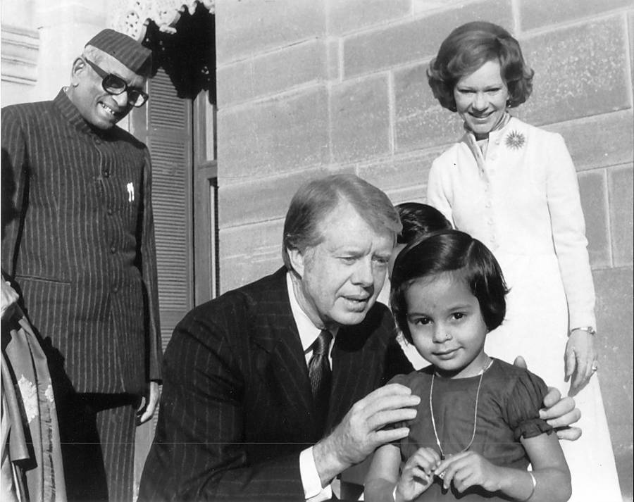 Jimmy Carter Approaches An Indian Girl Wallpaper