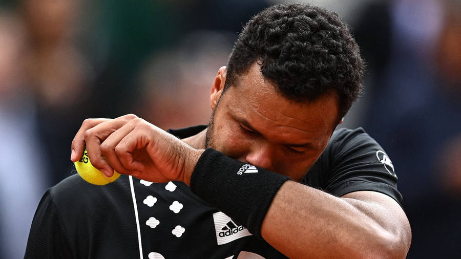 Jo-wilfried Tsonga Rubbing His Nose Wallpaper