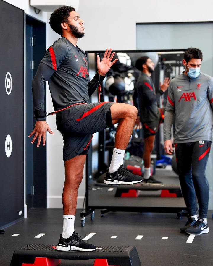 Joe Gomez Training For Liverpool Fc Wallpaper