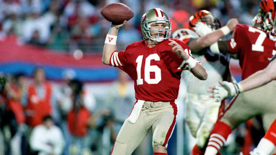Joe Montana, Hall Of Fame Quarterback Wallpaper