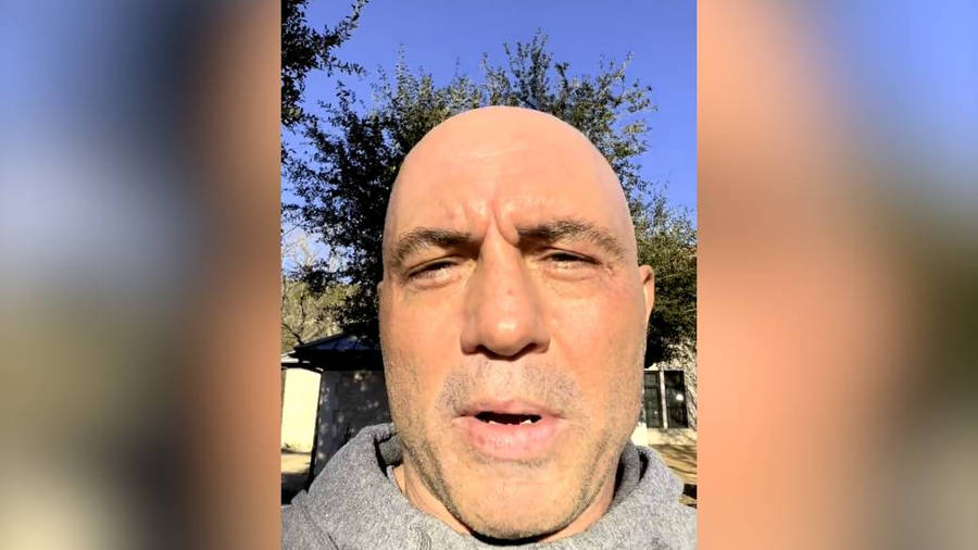 Joe Rogan Hosting While Walking Wallpaper