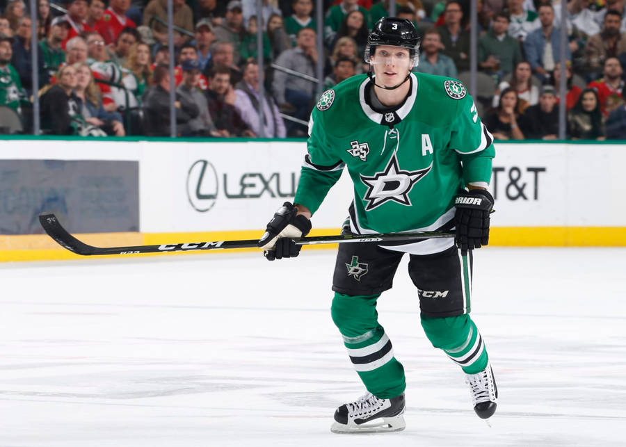 John Klingberg Dallas Stars Nhl Player Wallpaper