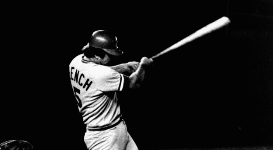 Johnny Bench In Black Wallpaper