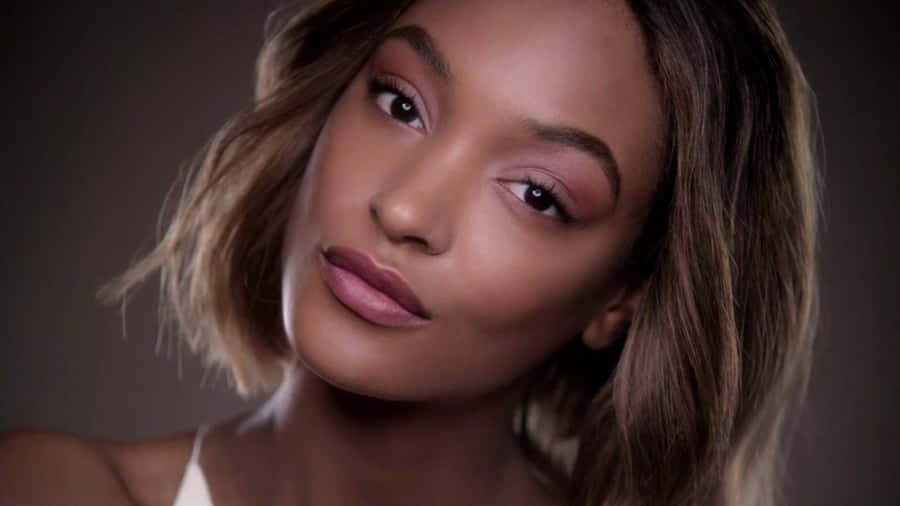 Jourdan Dunn Captivating In Stunning Photoshoot Wallpaper