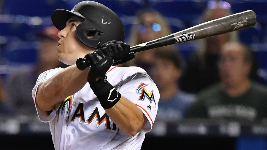 Jt Realmuto Bat Over Shoulder Wallpaper