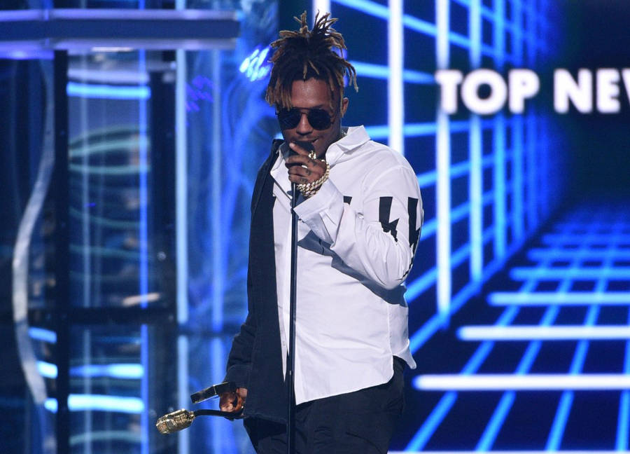 Juice Wrld Award Show Performance Wallpaper