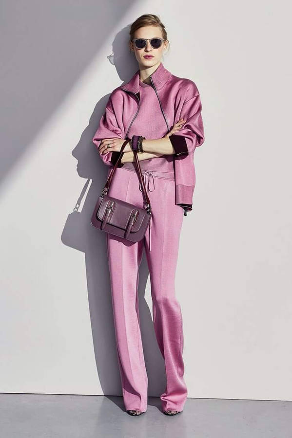 Julia Nobis Pink Jumpsuit Wallpaper