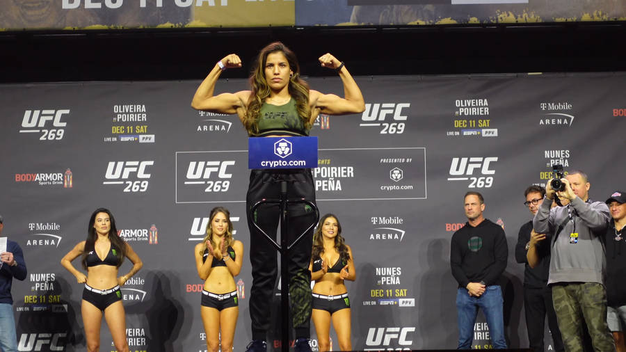 Julianna Peña At Ufc 277 Weigh-in Wallpaper