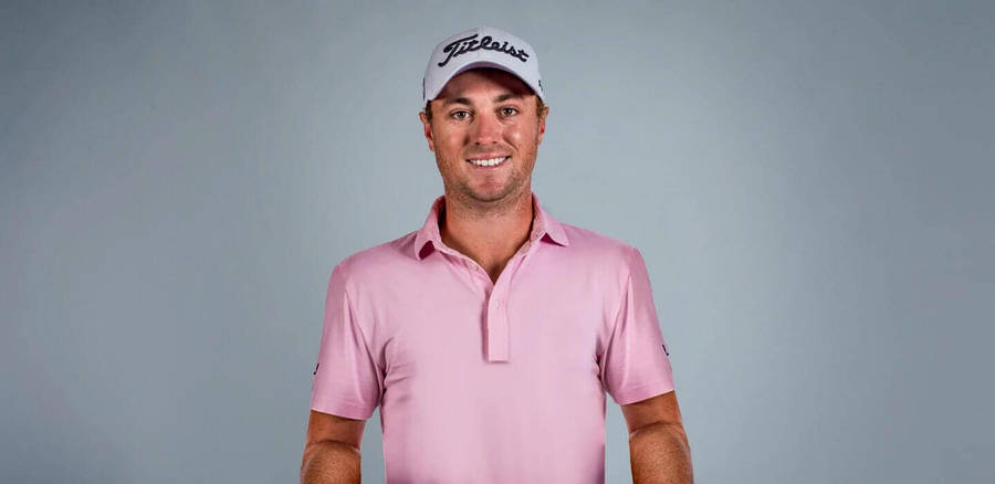 Justin Thomas Sporting A Titleist Hat Wallpaper