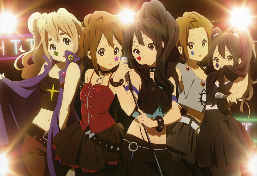 K-on Bank In Punk Outfit Wallpaper