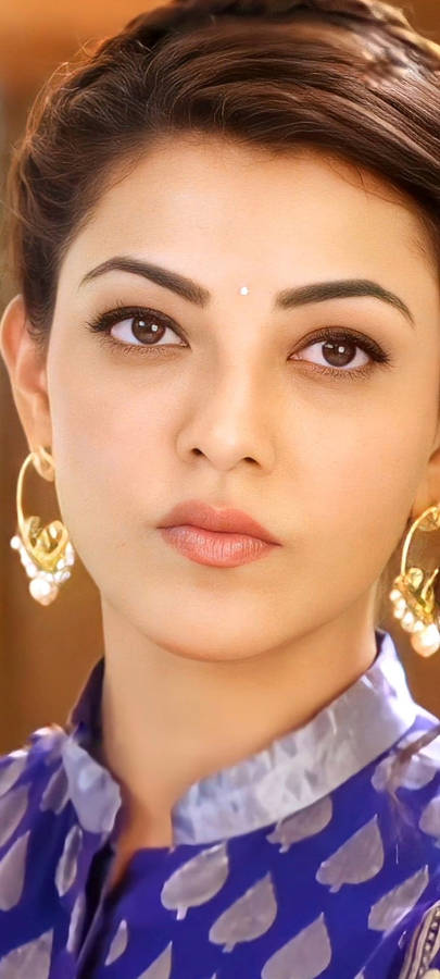 Kajal Agarwal Hd Close Up Wallpaper