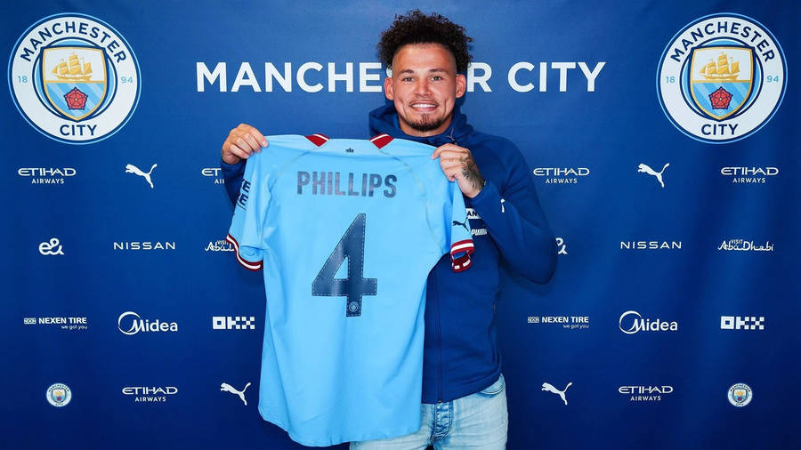 Kalvin Phillips Holding Jersey Wallpaper