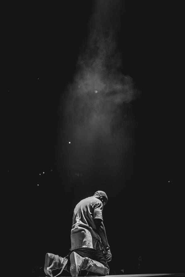 Kanye West Greyscale Concert Photo Wallpaper