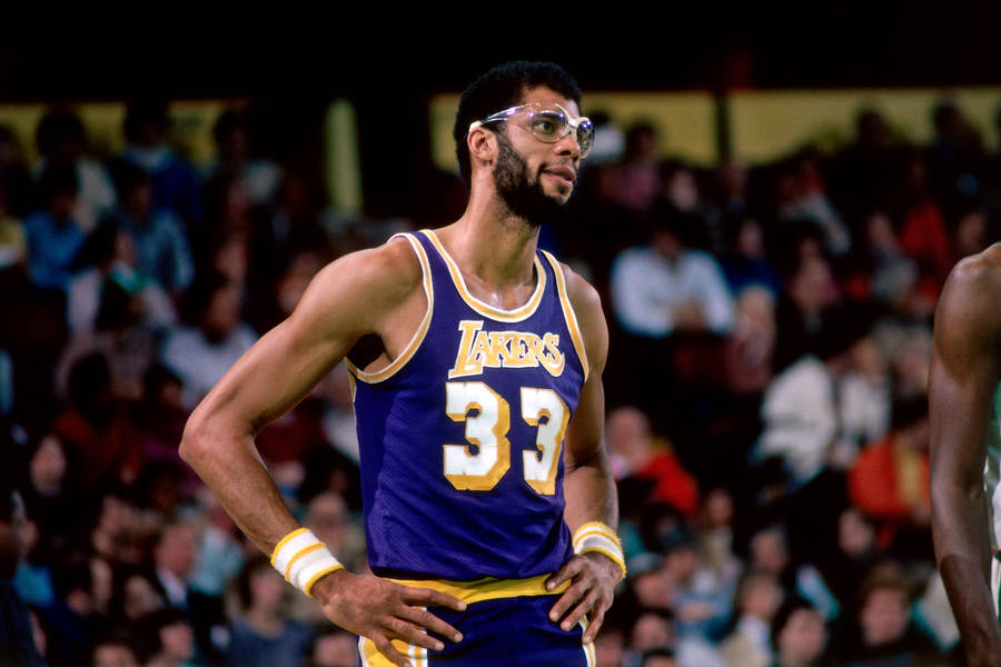 Kareem Abdul-jabbar Purple Lakers Wallpaper