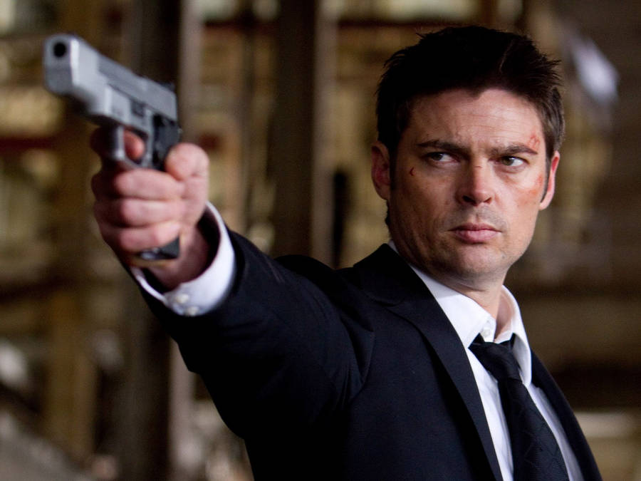 Karl Urban Red William Cooper Wallpaper