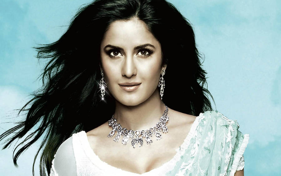 Katrina Kaif Indian Saree For Nakshatra Wallpaper