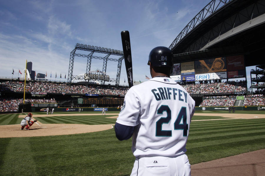 Ken Griffey Jr Back View Wallpaper