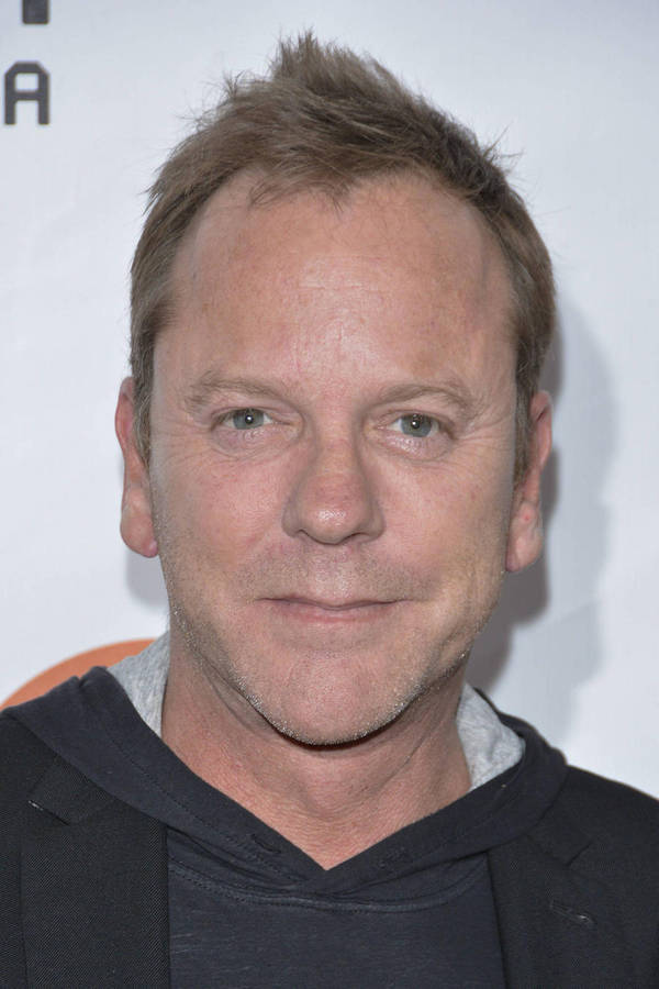 Kiefer Sutherland Forsaken Movie Premiere Wallpaper