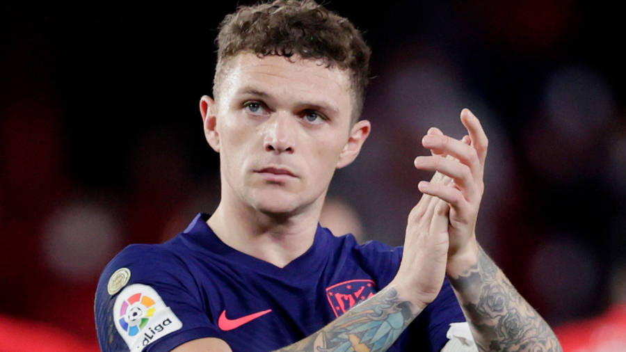 Kieran Trippier Clapping Wallpaper