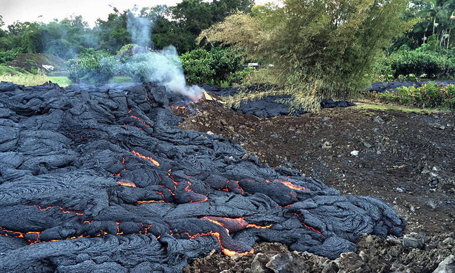 Kilauea Volcano Producing Lava Wallpaper