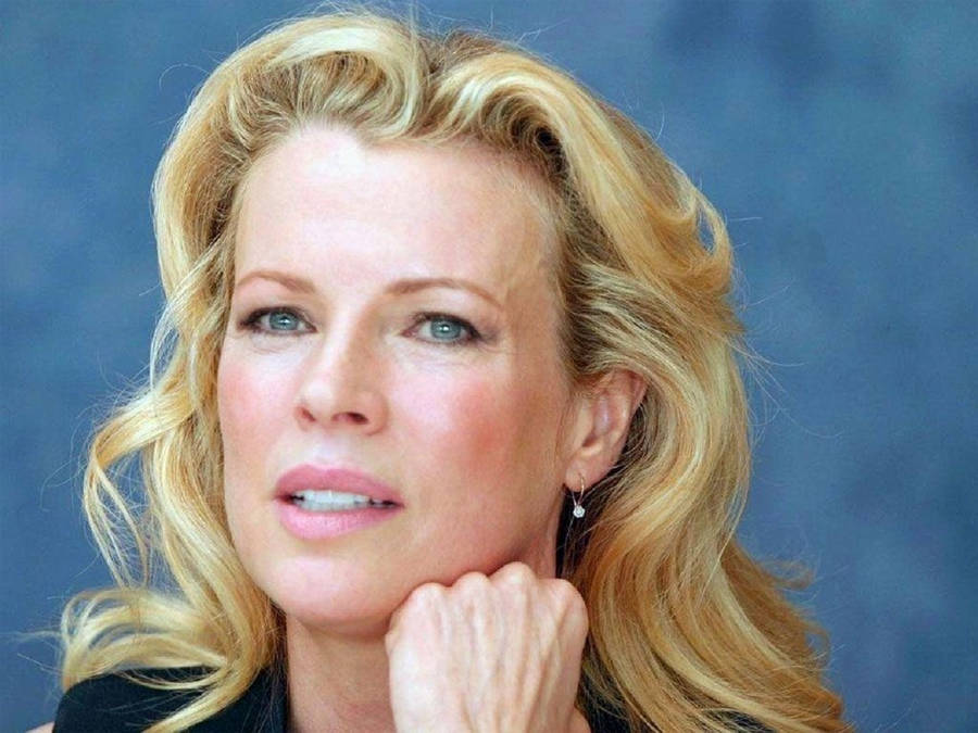 Kim Basinger 2006 At Beverly Hills Wallpaper