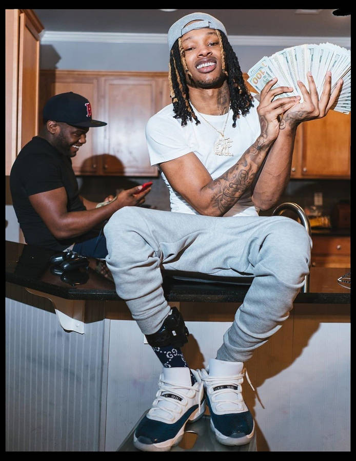 King Von Holding Money Wallpaper