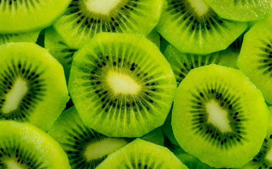 Kiwi Fruit Black Seeds Wallpaper