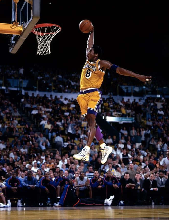 Kobe Bryant Dunking Wallpaper