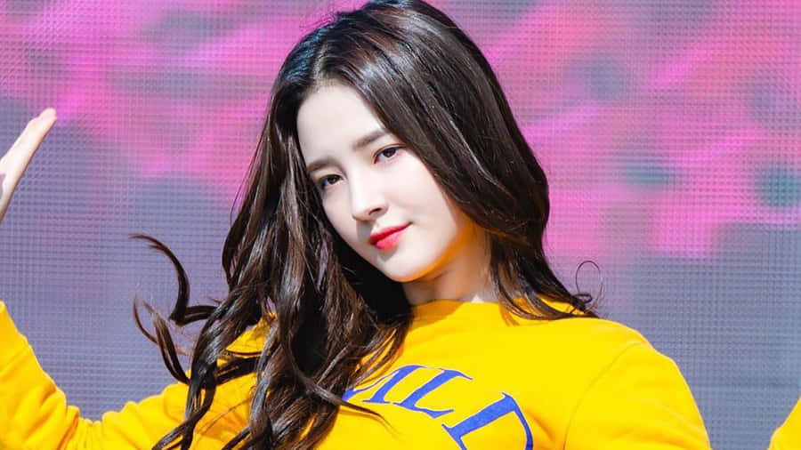 Kpop Starin Yellow Sweatshirt Wallpaper