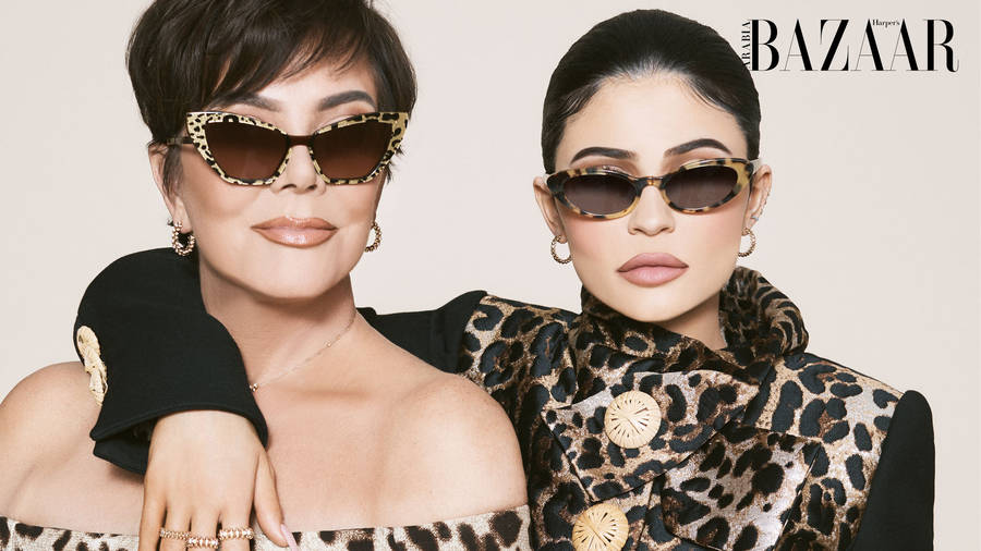 Kris Jenner With Kylie Jenner Wallpaper