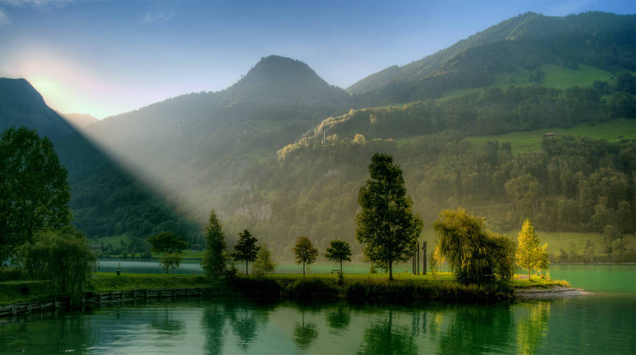 Lake View With Green Water Wallpaper